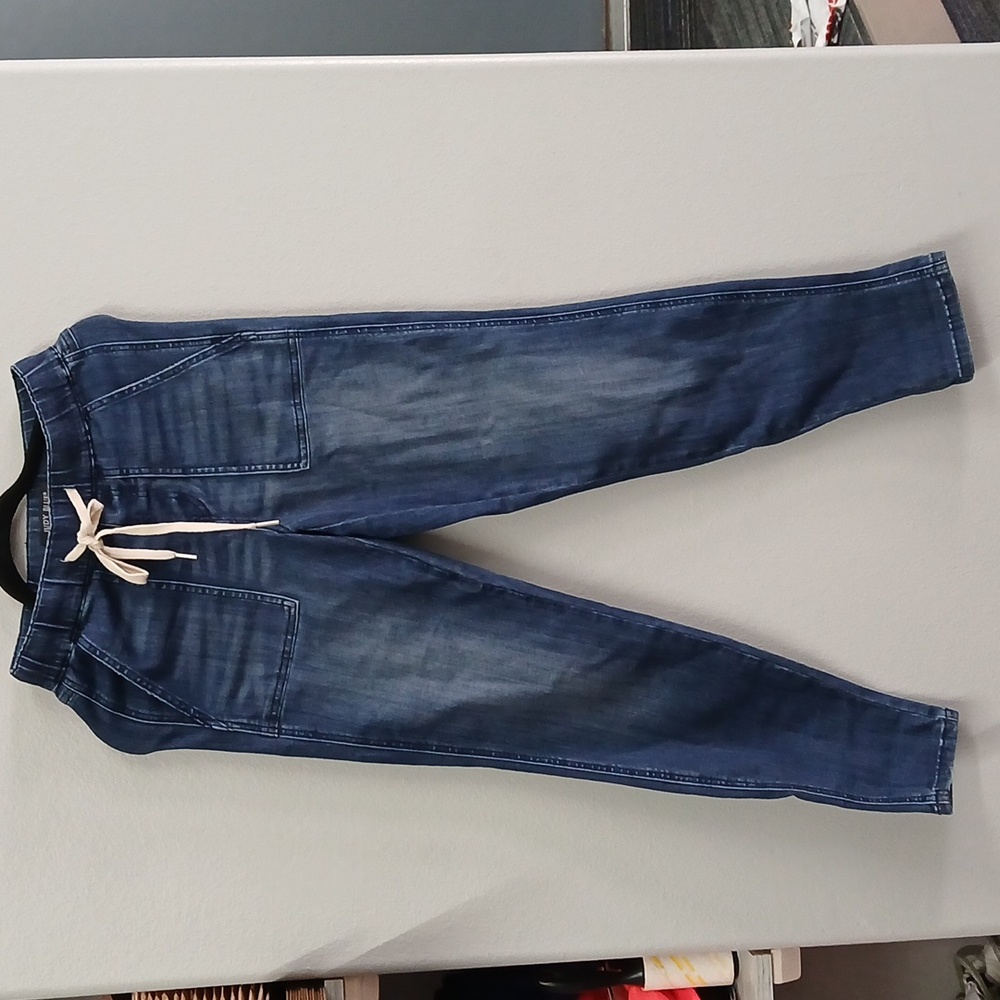 Judy Blue Denim Jogger 0/24 medium wash - Picture 2 of 8